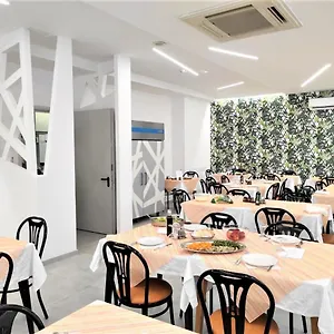 Hotel Madrid, Rimini