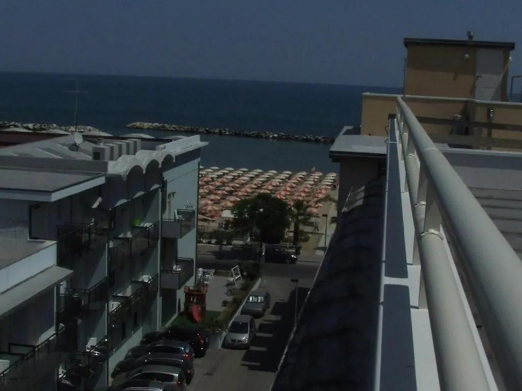 Hotel Glenn Rimini 3*,  Italy