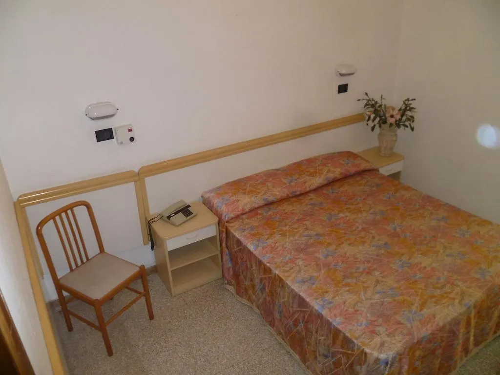 Hotel Glenn Rimini 3*,