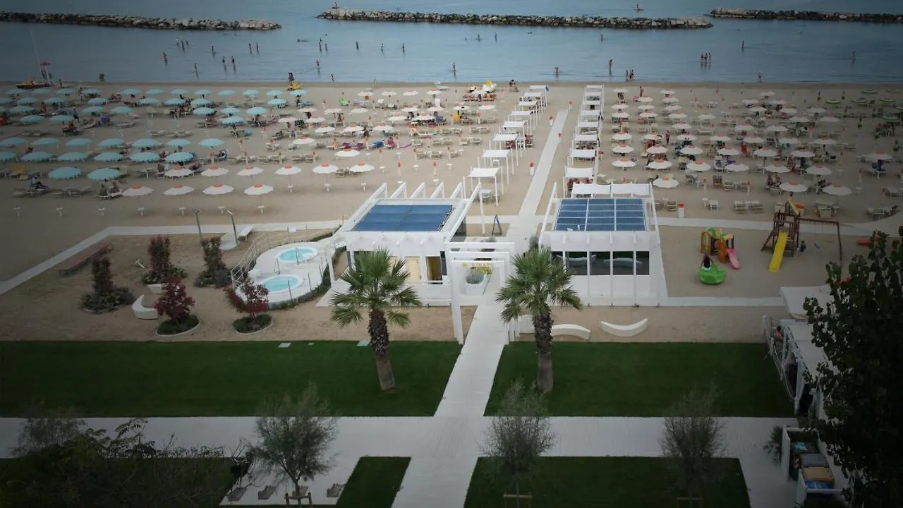 Hotel Glenn Rimini 3*,
